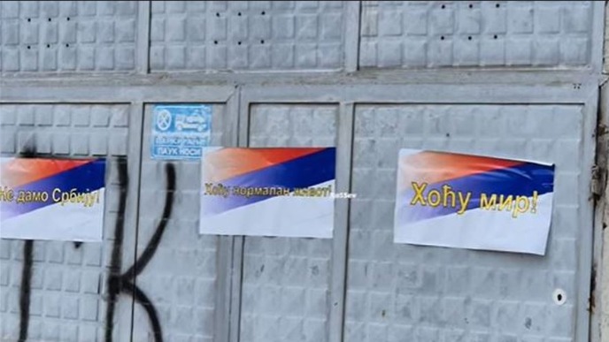 Plakati u Kosovskoj Mitrovici